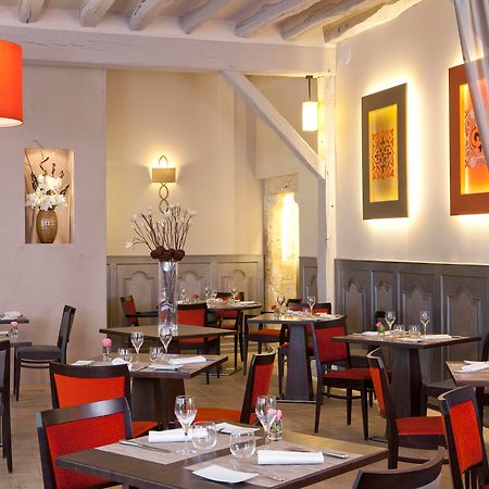 Hotel Aux Vieux Remparts, The Originals Relais Provins Eksteriør bilde