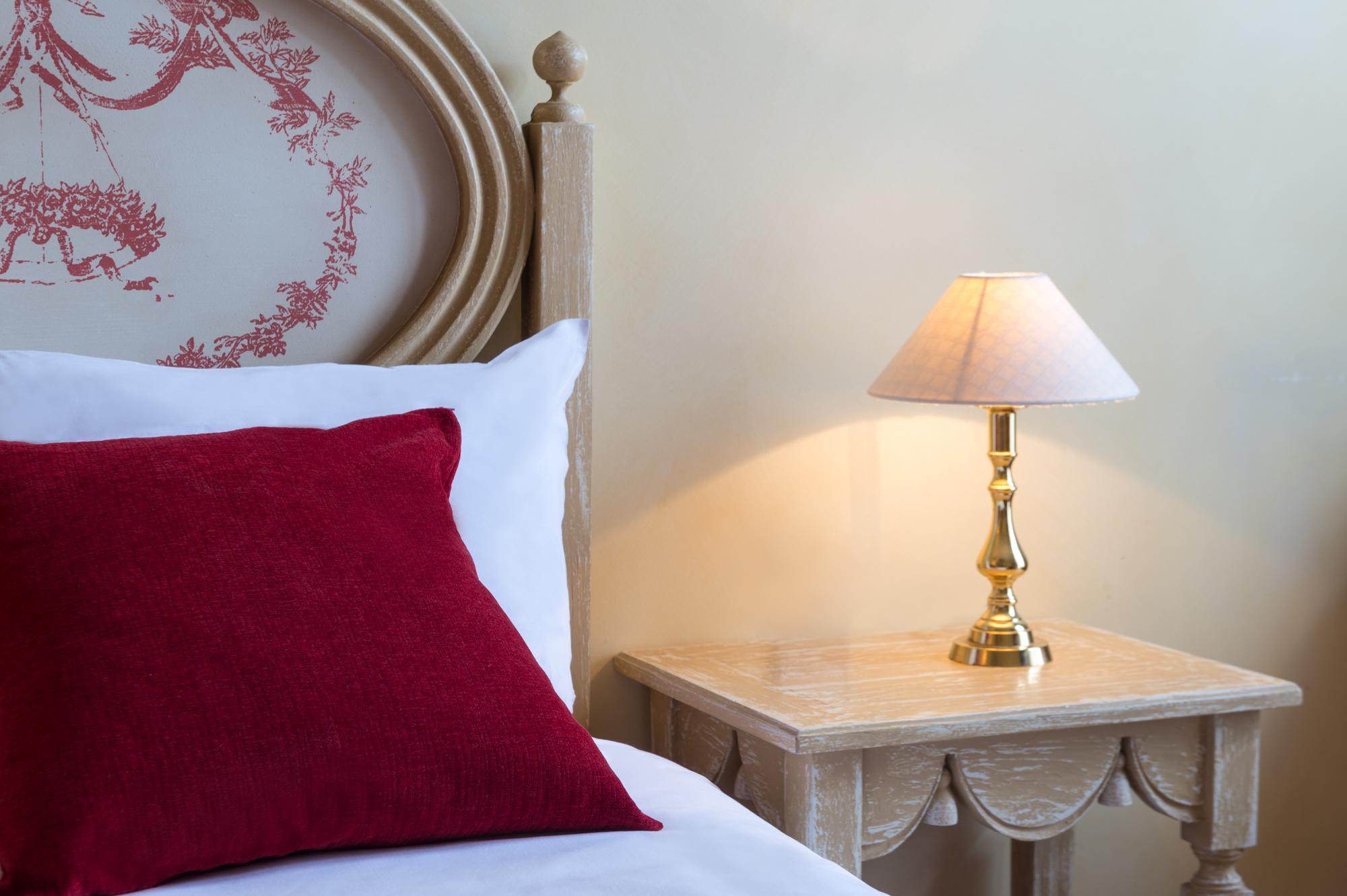 Hotel Aux Vieux Remparts, The Originals Relais Provins Eksteriør bilde