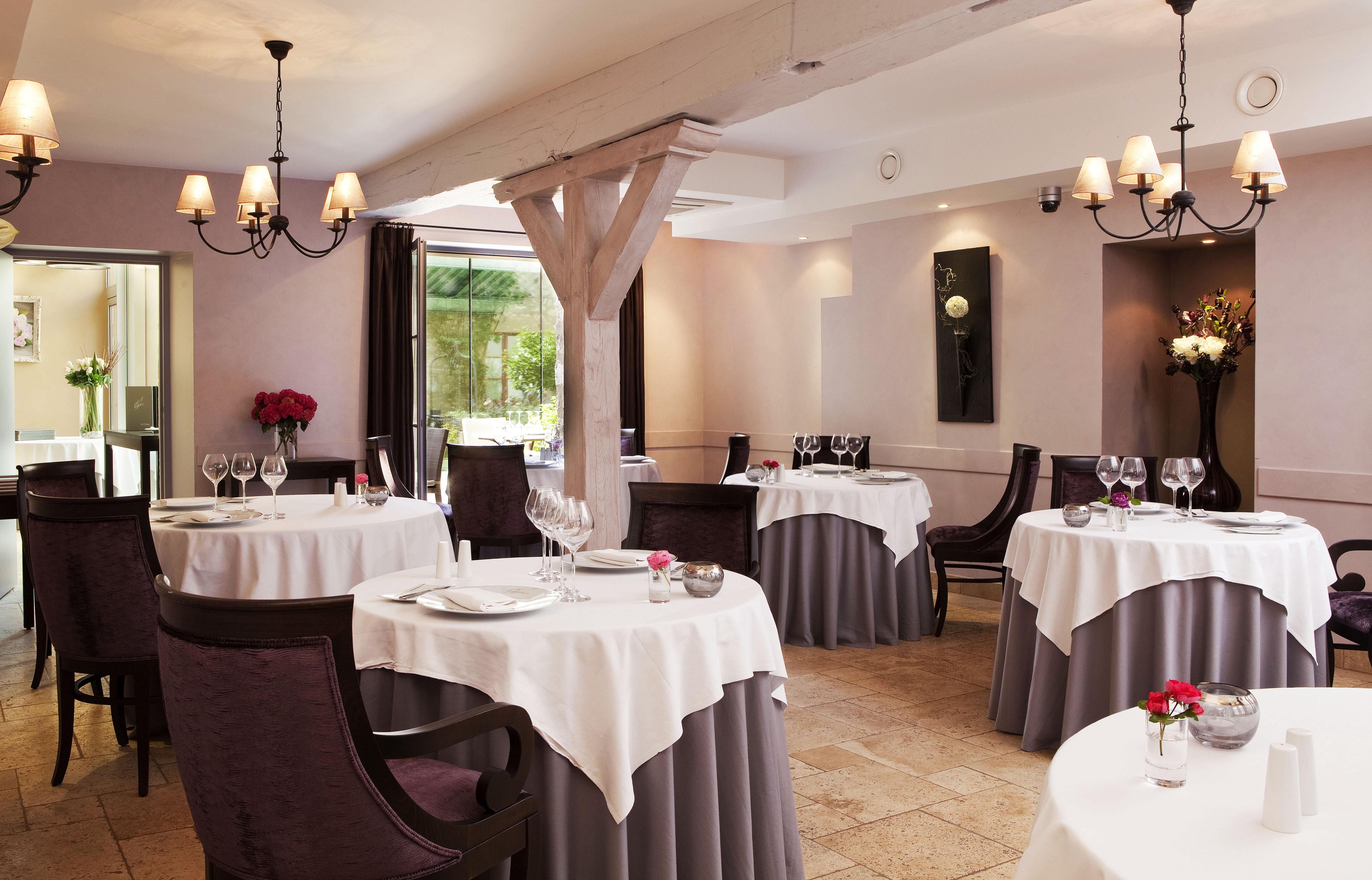 Hotel Aux Vieux Remparts, The Originals Relais Provins Eksteriør bilde