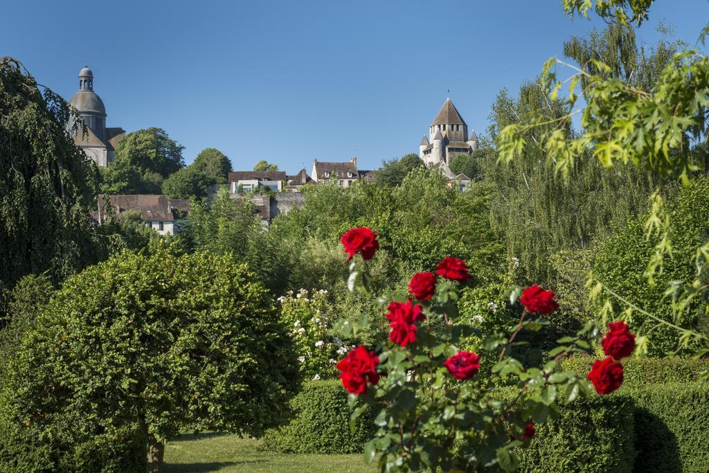 Hotel Aux Vieux Remparts, The Originals Relais Provins Eksteriør bilde