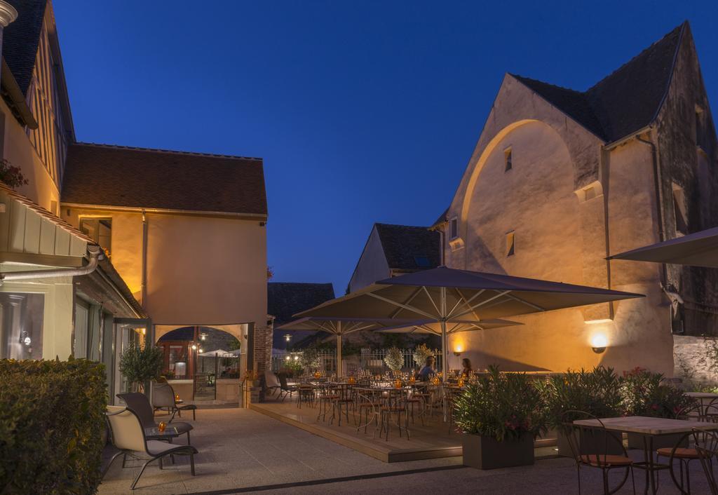 Hotel Aux Vieux Remparts, The Originals Relais Provins Eksteriør bilde